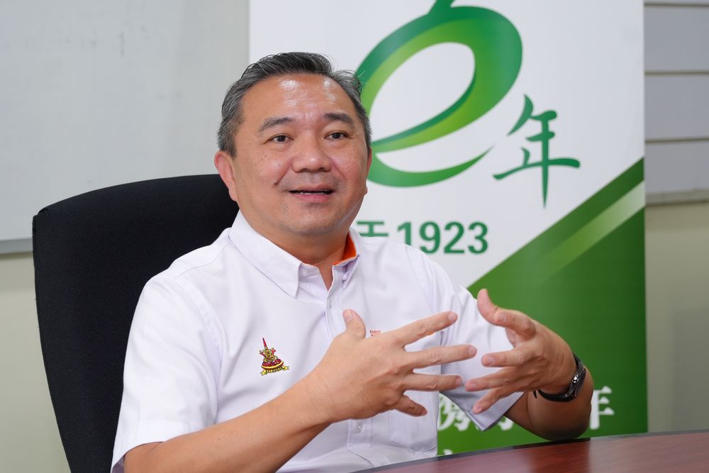 黄思汉:改变思维提出建议 “火箭党员勿遇事开骂”